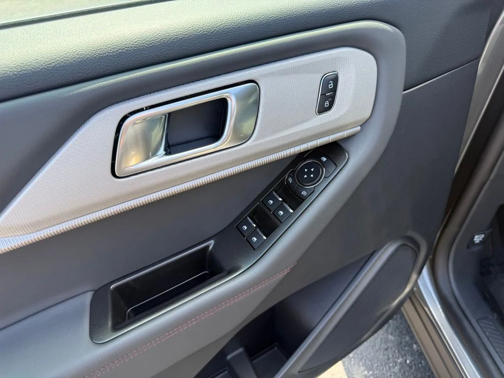 New 2026 Gray Ford Active image 12