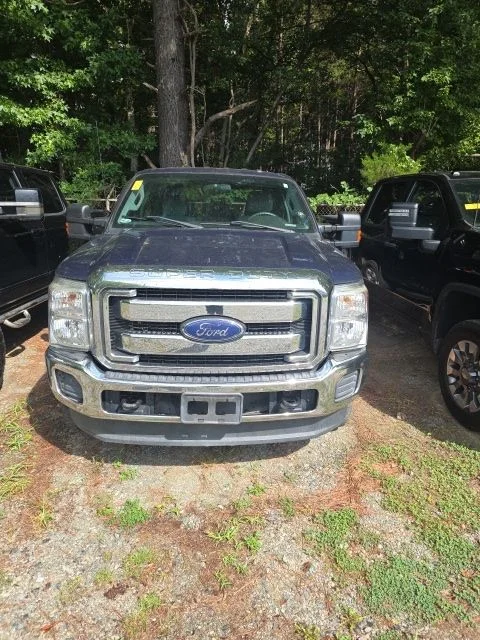 Used 2016 Blue Ford XLT image 2