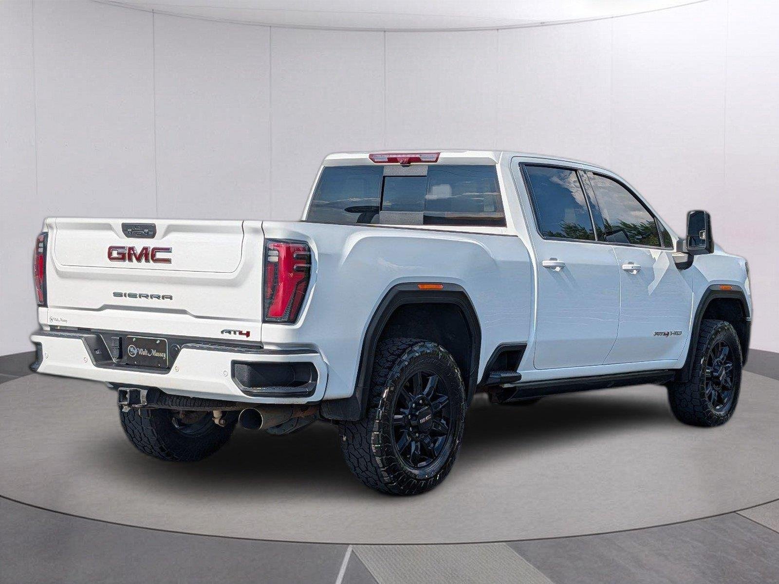 Used 2025 Summit White GMC AT4 image 6