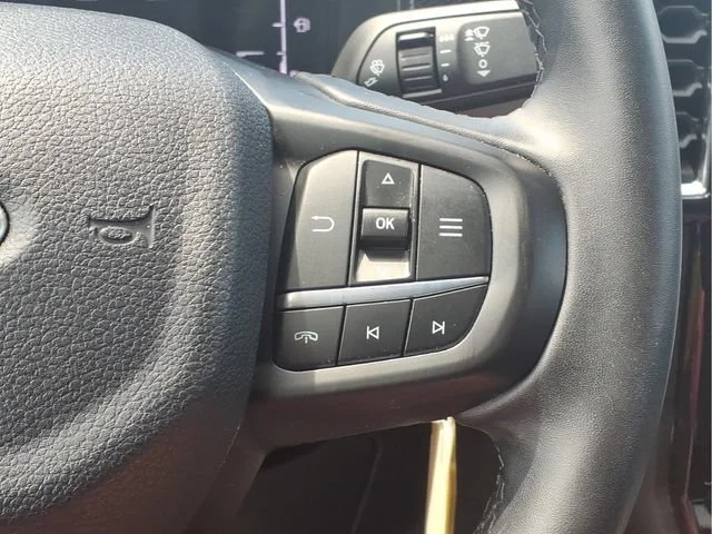 Used 2024 Gray Ford XLT image 15