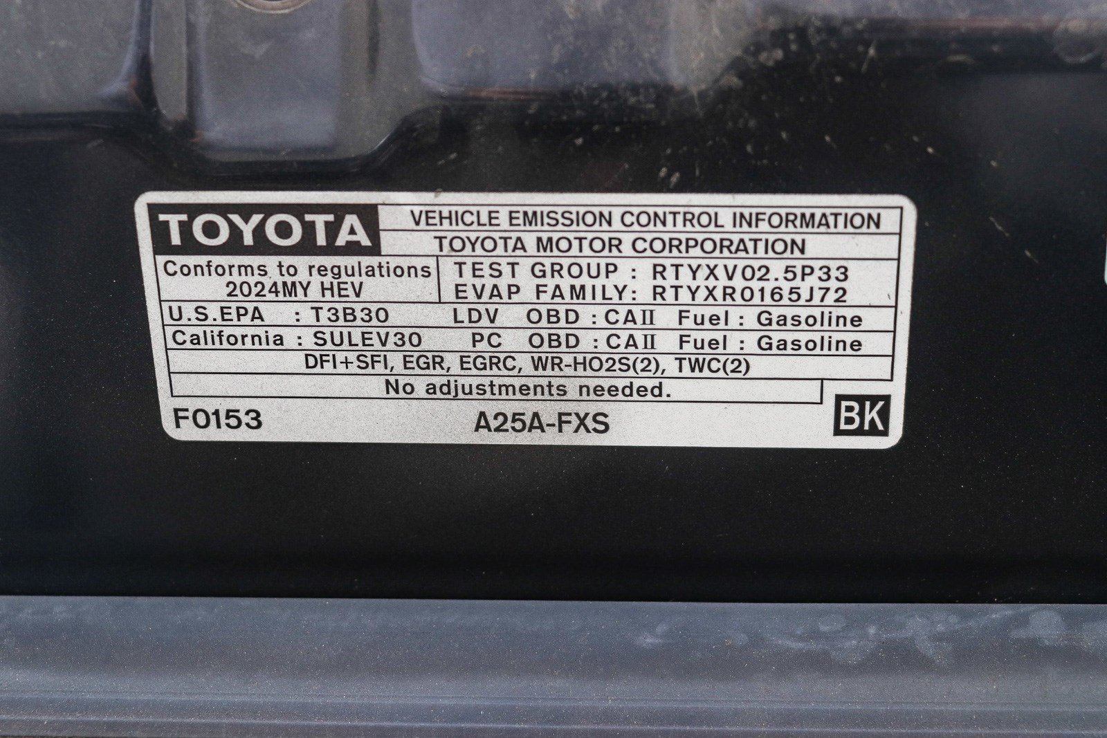 Used 2024 Midnight Black Metallic Toyota Hybrid XLE image 28