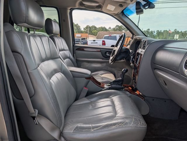 Used 2002 Gray GMC SLT image 22