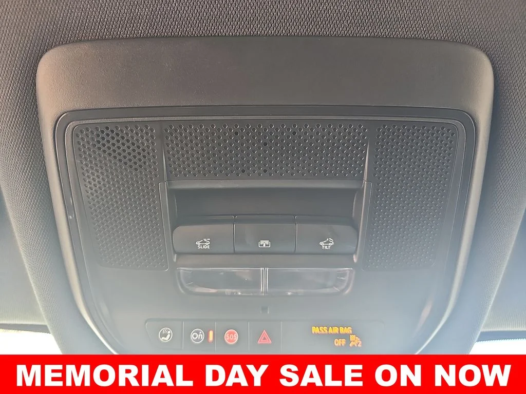 Used 2024 Blue Chevrolet LT image 31