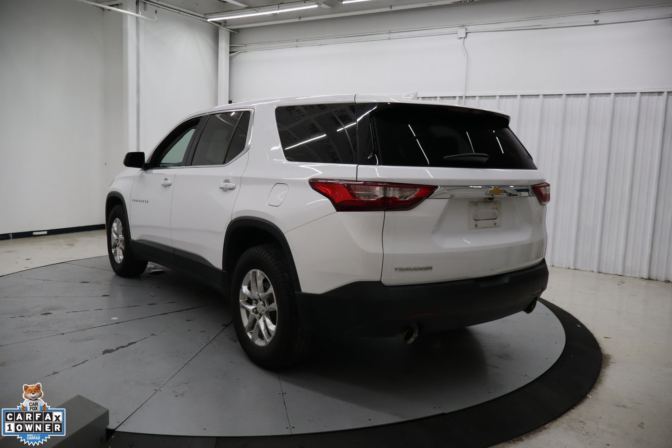 Used 2021 White Chevrolet LS image 6