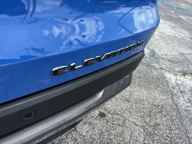 Used 2026  GMC Elevation image 8