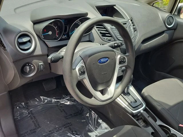 Used 2019 Ingot Silver Ford SE image 13