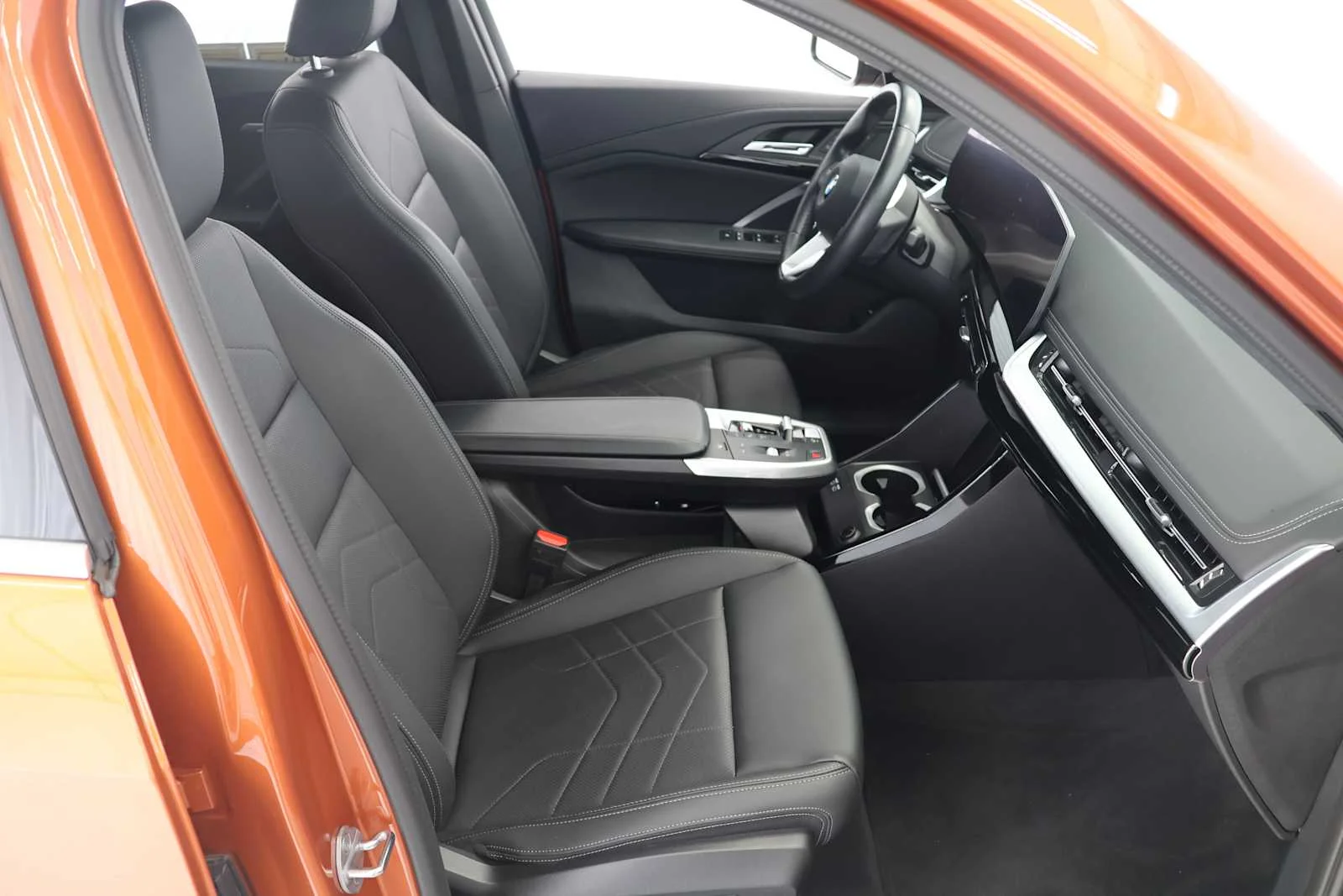 Certified Used 2024 Utah Orange Metallic BMW xDrive28i image 16