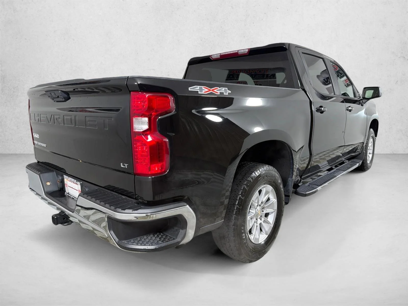 Used 2024 Blue Chevrolet LT image 3