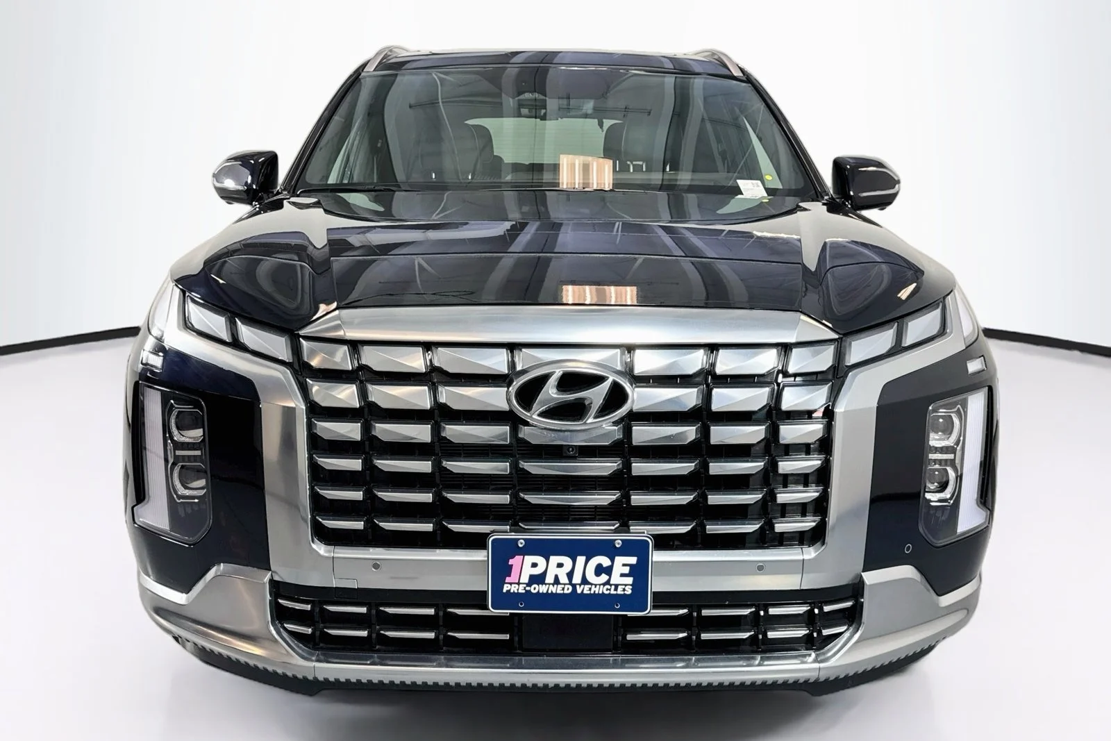 Used 2024 Moonlight Cloud Hyundai Calligraphy image 2