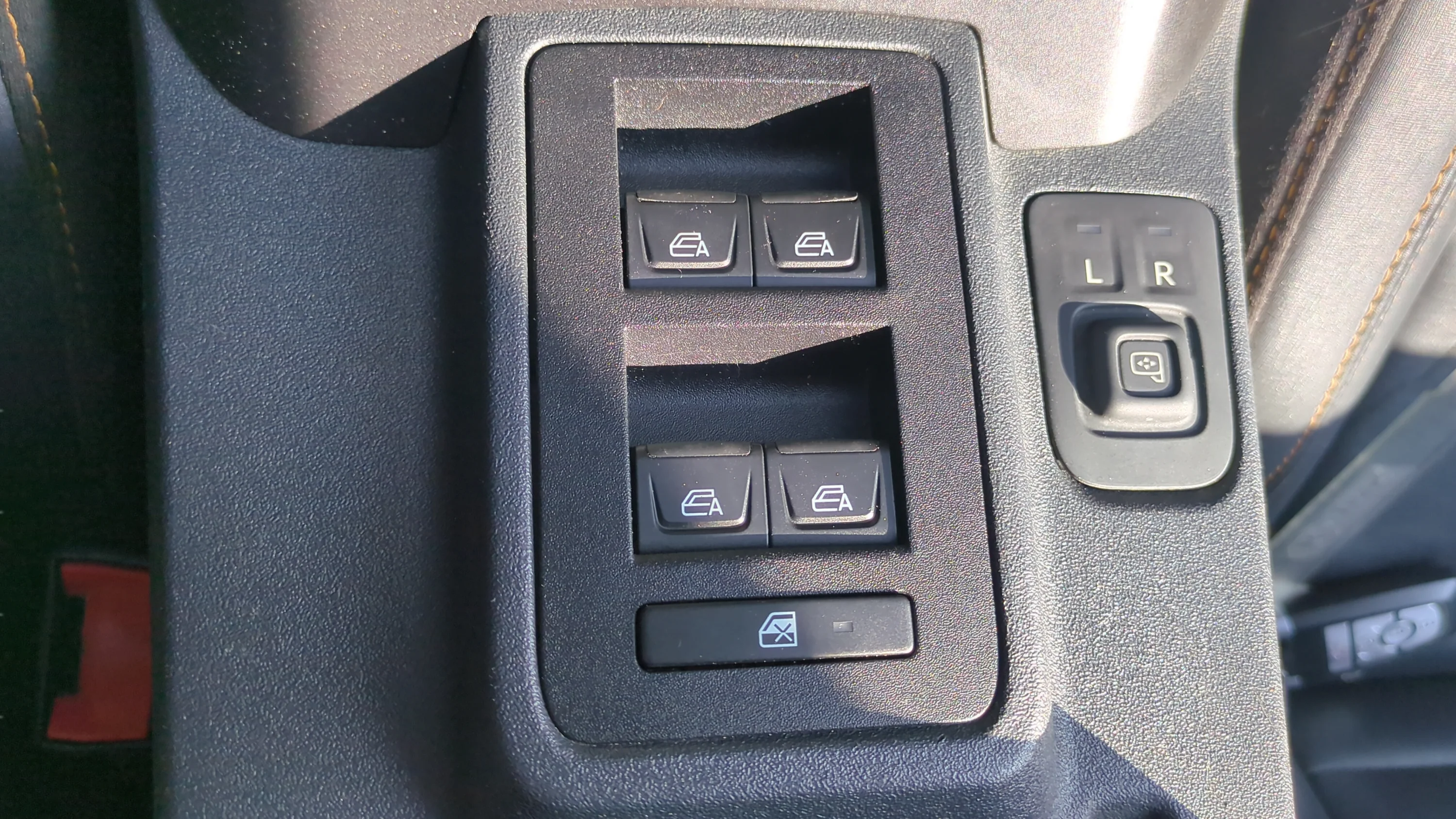 Used 2021 Carbonized Gray Metallic Ford Badlands image 22