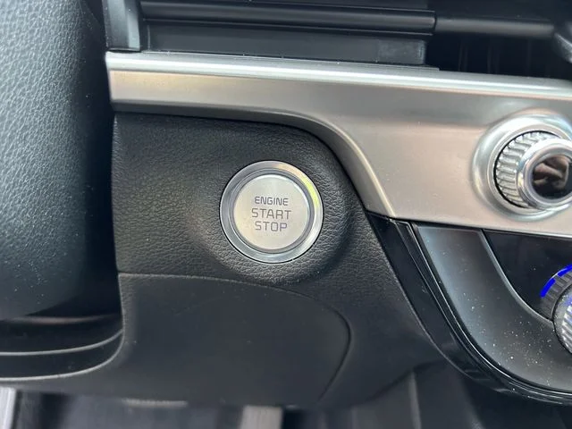 Used 2023 Black Kia S image 34