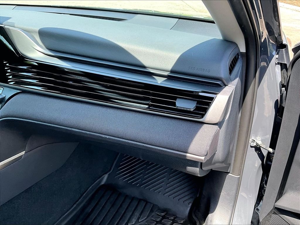 Used 2025 Gray Toyota LE image 13