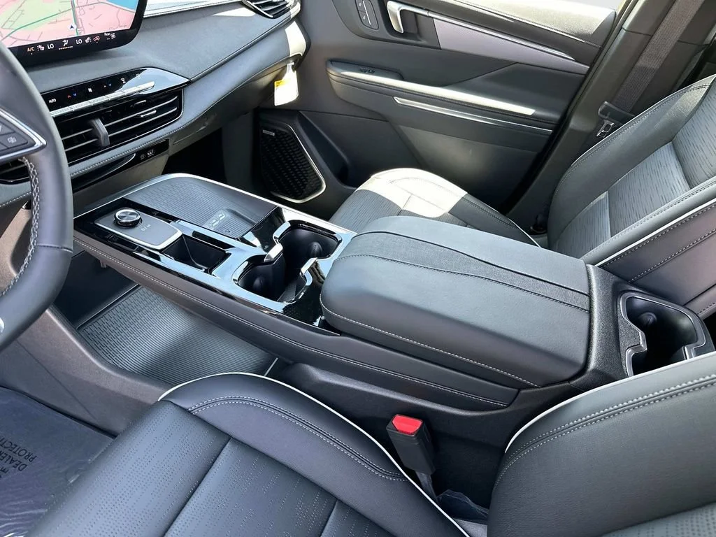 2025 Buick Enclave Sport Touring - Photo 27