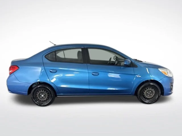 Used 2020  Mitsubishi ES image 6