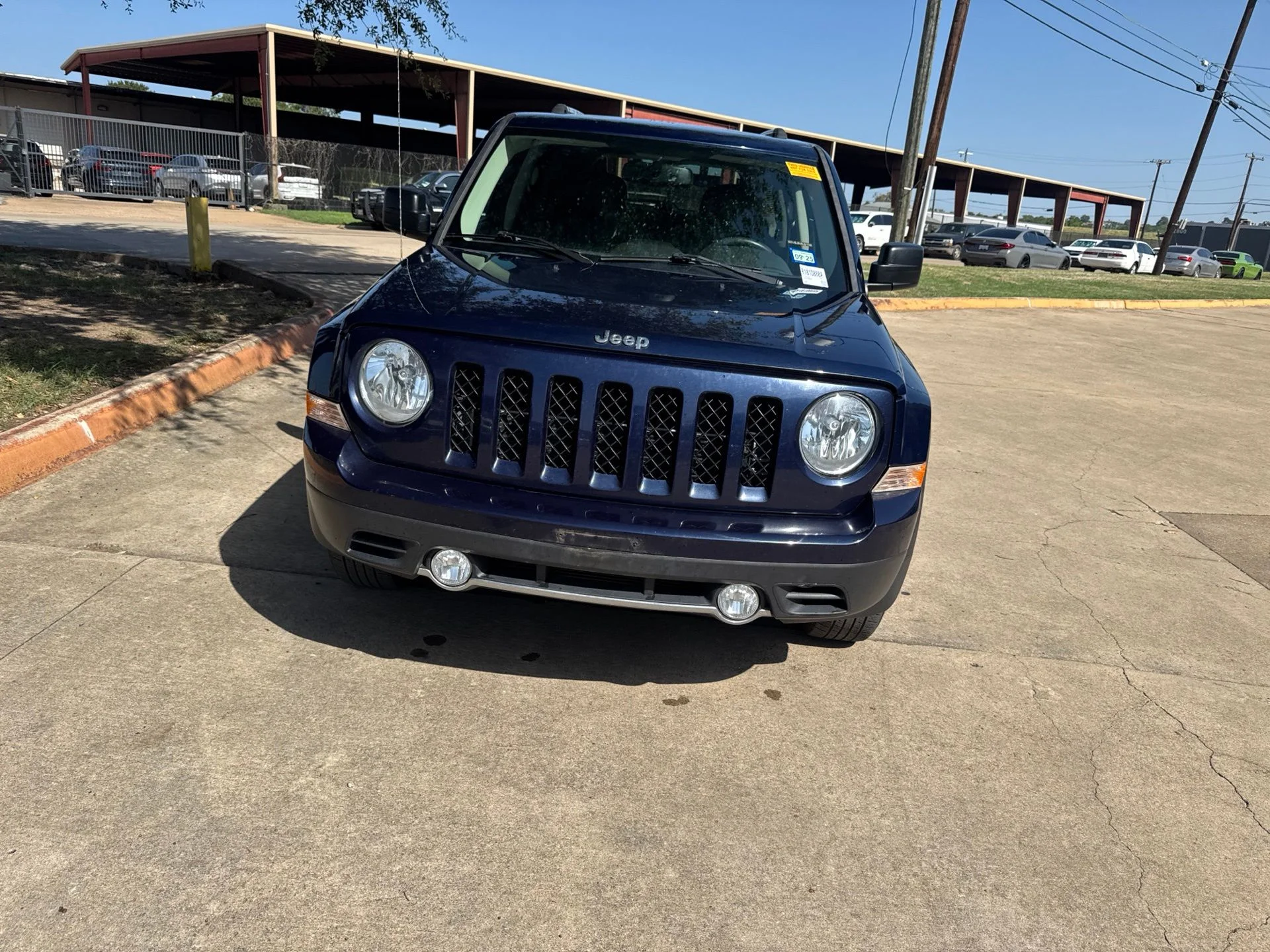 Used 2016 Blue Jeep Latitude image 2