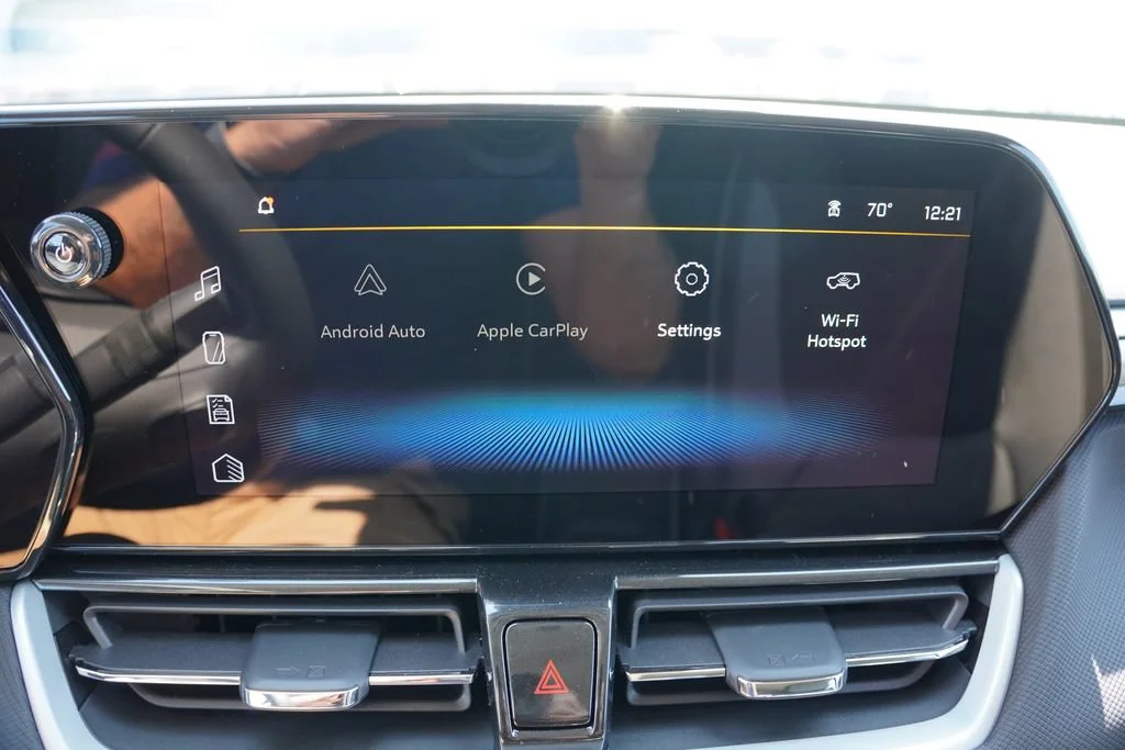 New 2026 Mosaic Black Metallic Chevrolet LT image 14