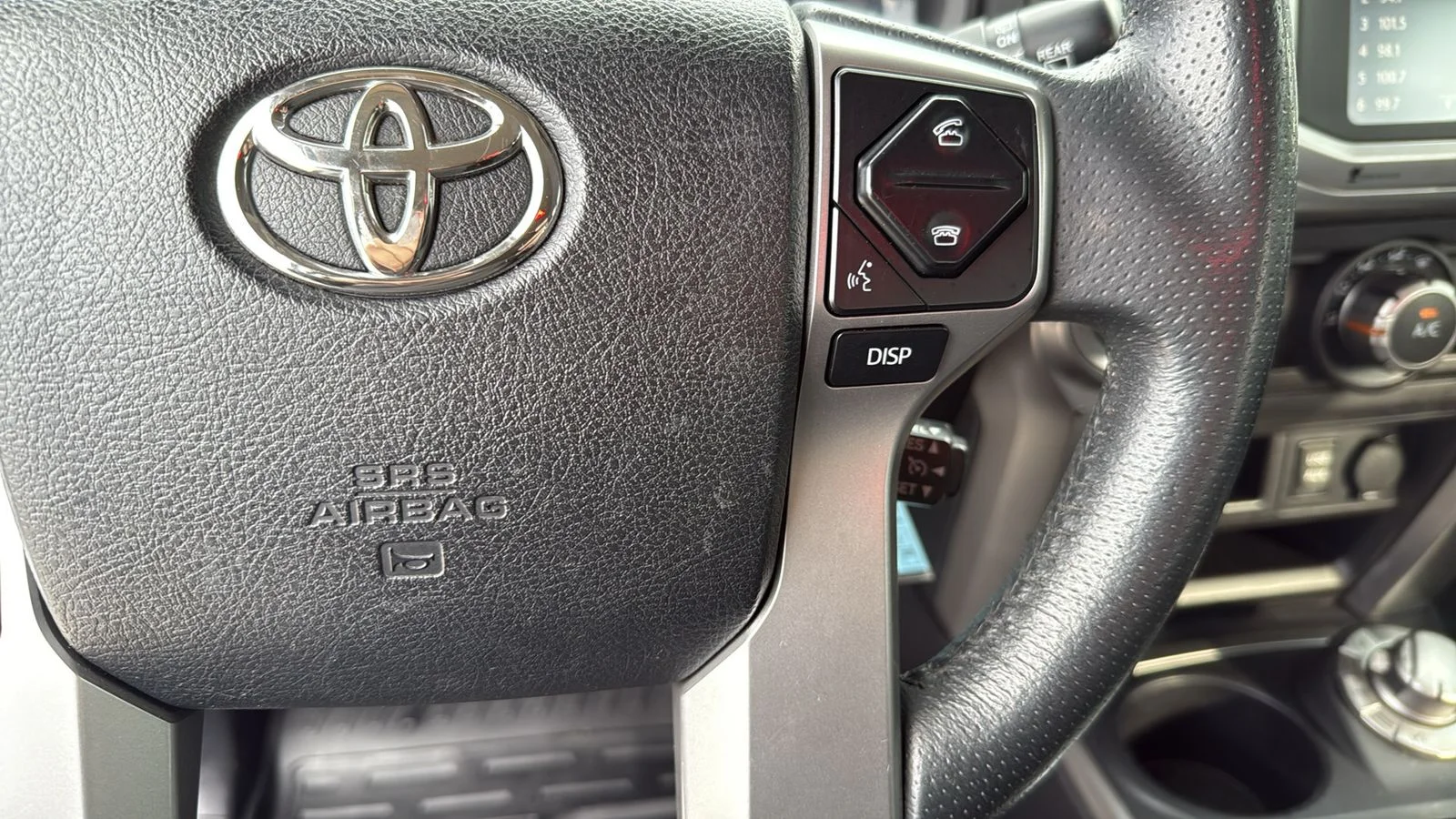 Used 2016 Red Toyota SR5 image 16
