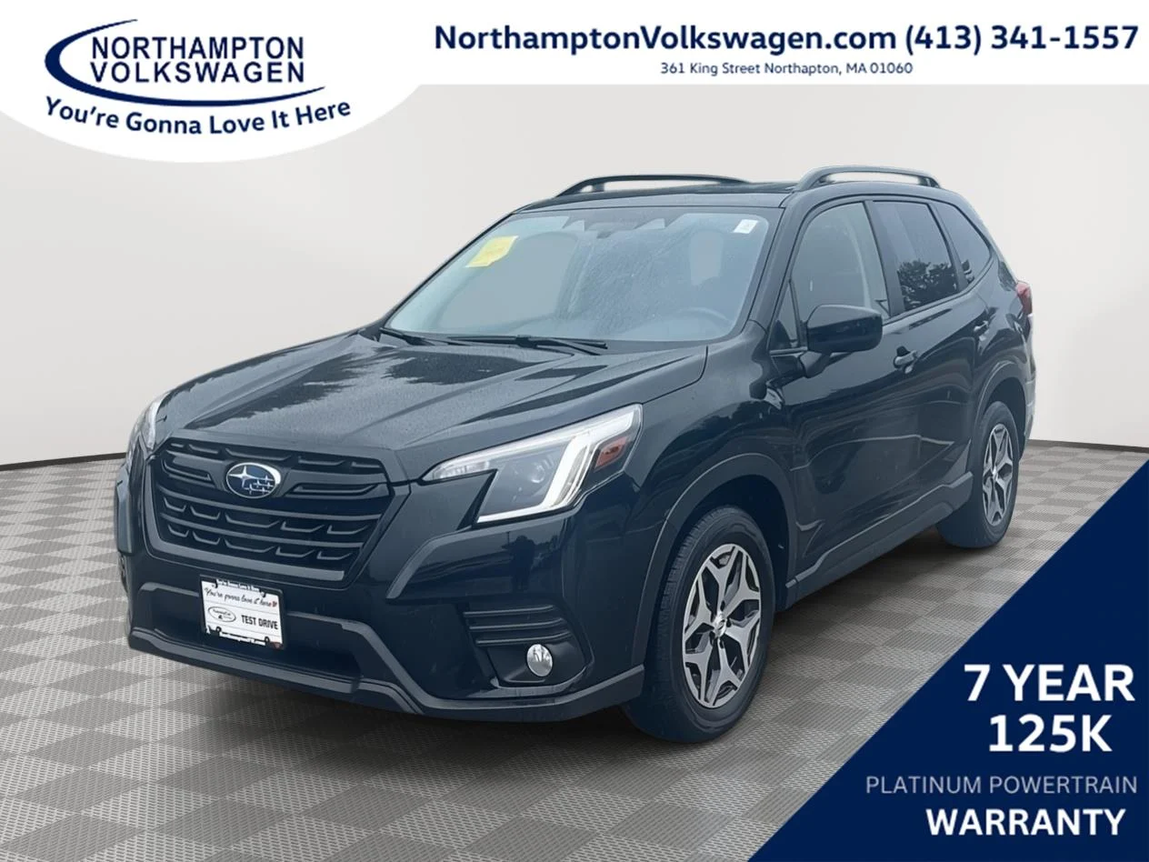 Used 2023 Crystal Black Silica Subaru Premium image 1