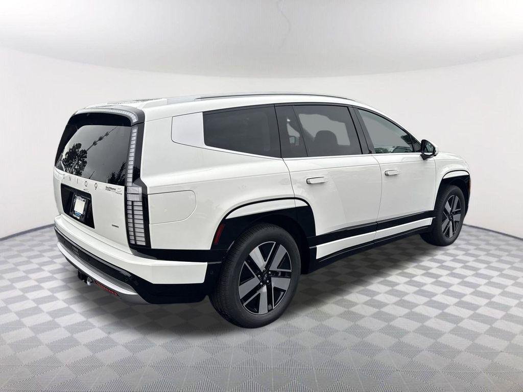 New 2026 White Hyundai SEL image 5