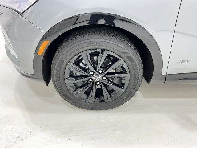 2026 Buick Envista Sport Touring - Photo 11