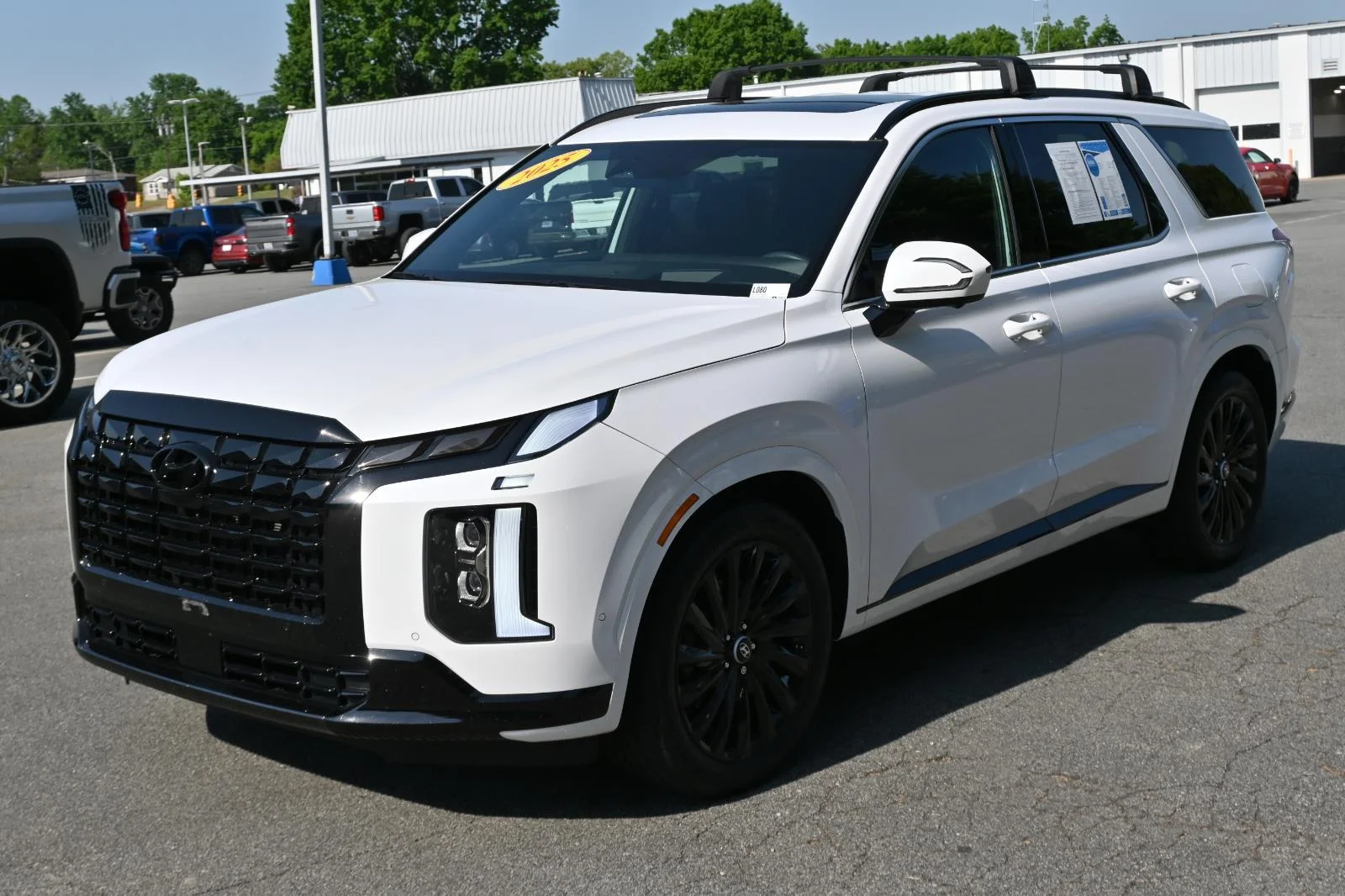 Used 2025 White Hyundai Calligraphy Night Edition image 3