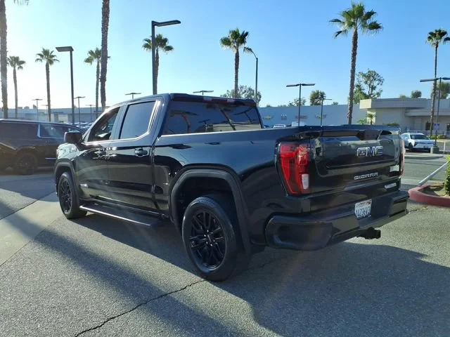 Used 2023 Onyx Black GMC Elevation image 7