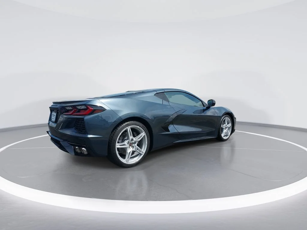 Used 2020 Gray Chevrolet Stingray image 8