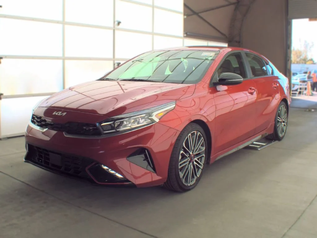 Used 2023 Currant Red Kia GT image 2