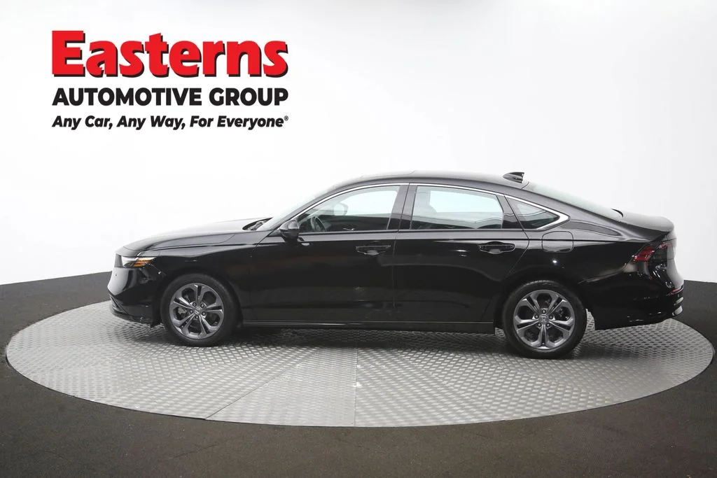 Used 2024 Black Honda EX-L image 62
