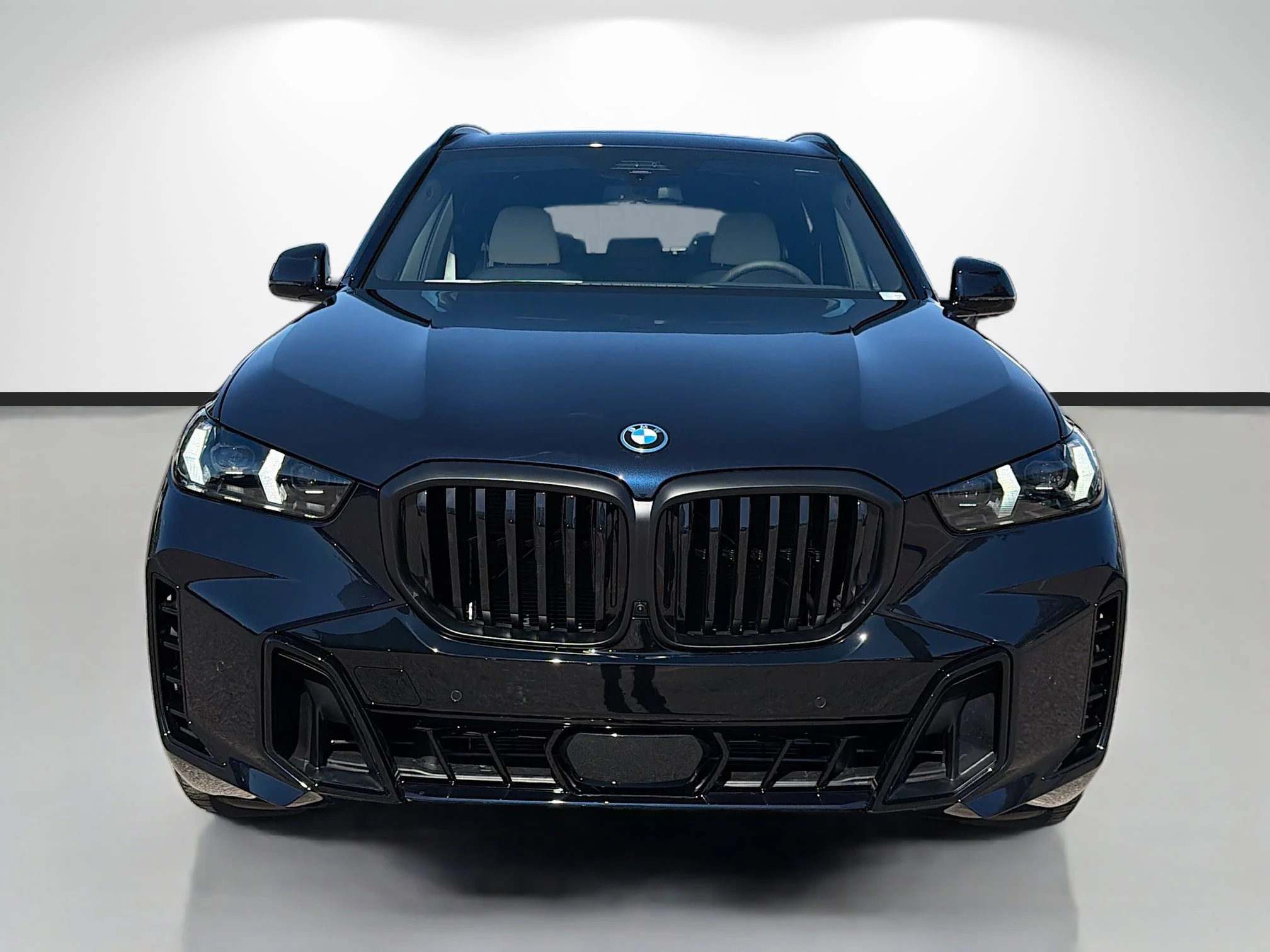 New 2026 Carbon Black Metallic BMW xDrive50e image 8