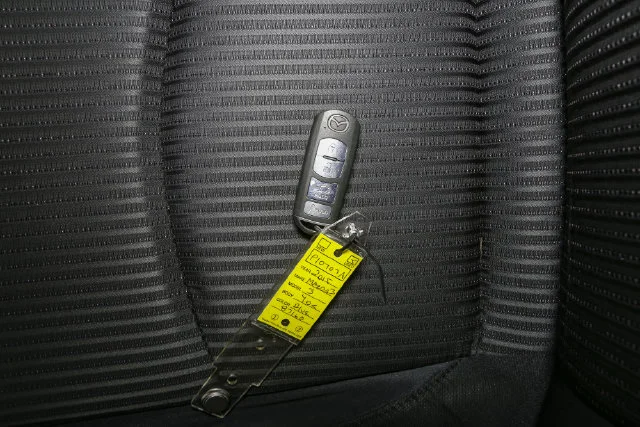 Used 2015 Blue Mazda i Touring image 37
