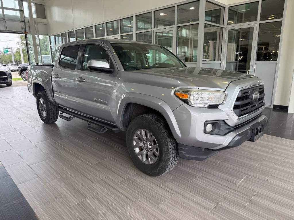 2019 Toyota Tacoma SR5 Double Cab 2WD V6 Auto Short Bed's photo