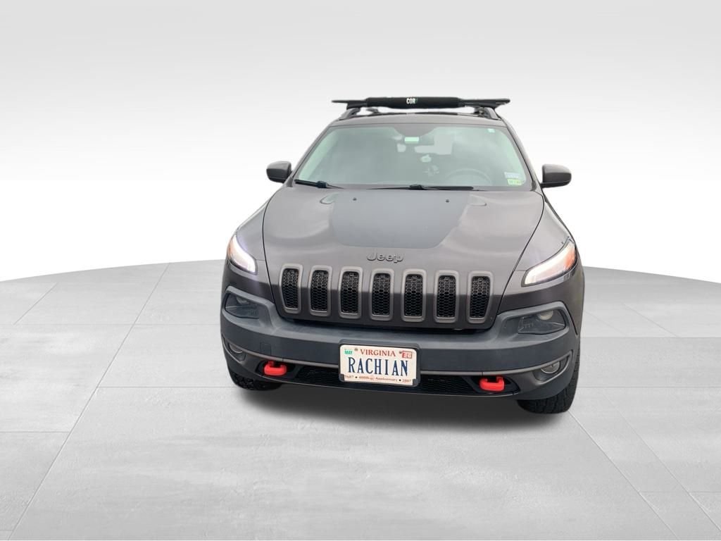 2017 Jeep Cherokee Trailhawk photo 2