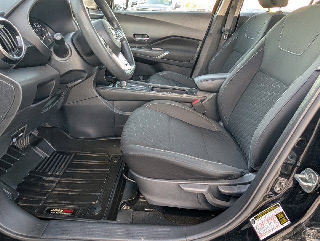 Used 2021 Black Nissan SV Xtronic CVT image 19