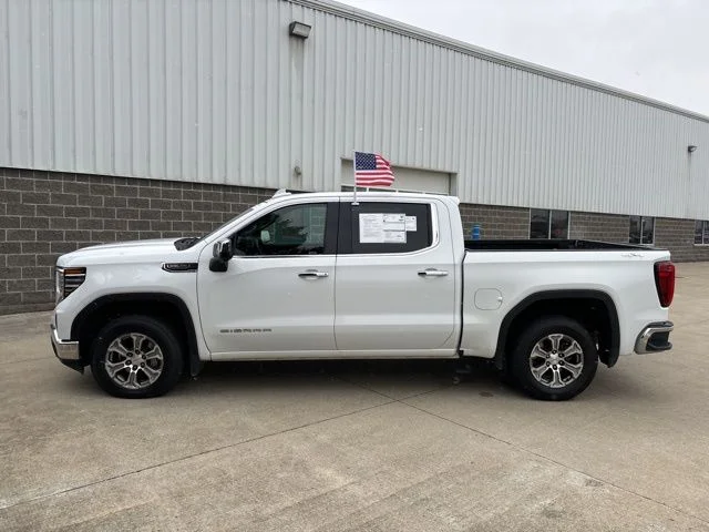 Certified Used 2024 Summit White GMC SLT image 10
