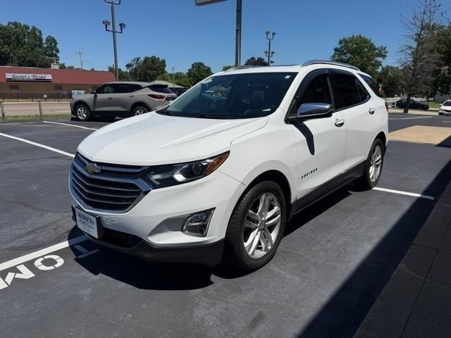 Used 2018 SUMMIT WHITE Chevrolet Premier image 8