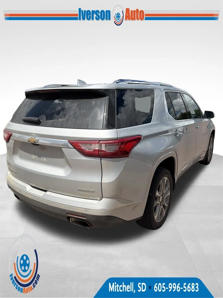 Used 2021 Silver Chevrolet Premier image 5