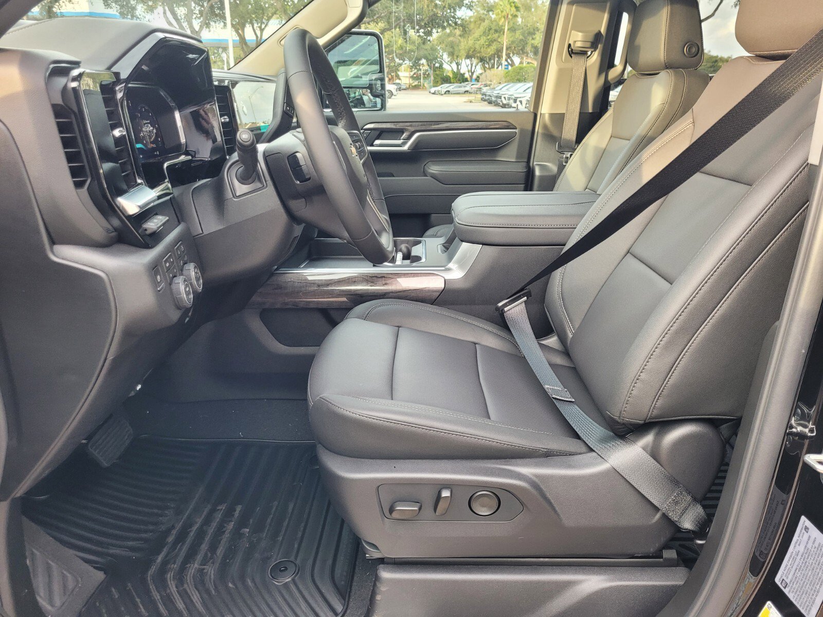 2026 Chevrolet Silverado 2500 HD LTZ - Photo 25