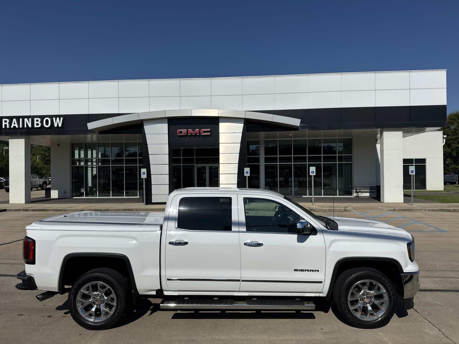 2017 GMC Sierra 2WD Crew Cab Short Box SLT's photo
