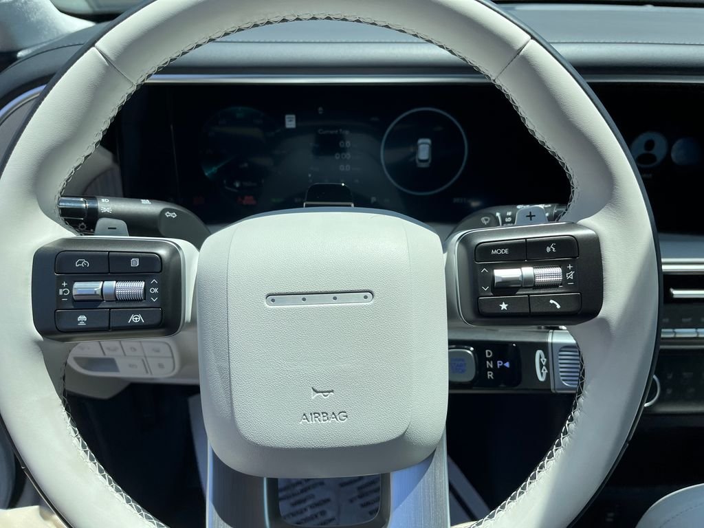 Used 2026 White Hyundai Calligraphy image 15
