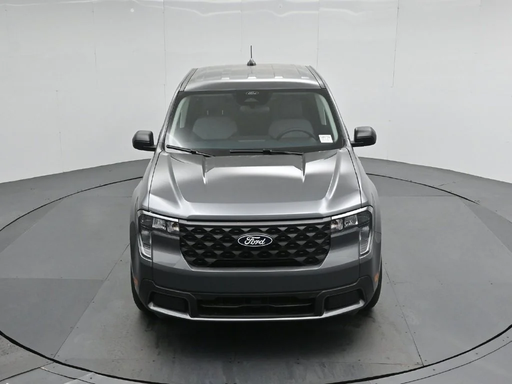 New 2026 Carbonized Gray Metallic Ford XLT image 33