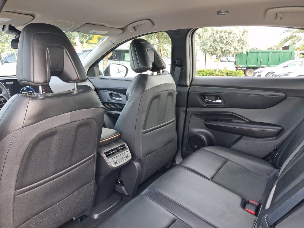 Certified Used 2023 Gray Nissan ENGAGE image 14