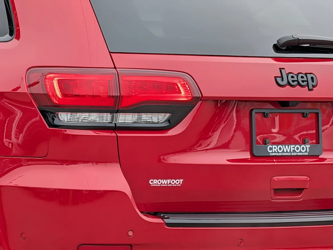 Certified Used 2020 Red Jeep SRT - - 4x4 - Command View Sunroof - Rear DVD - Trailer Tow - 2 Sets Wheels & Tires & More! image 11