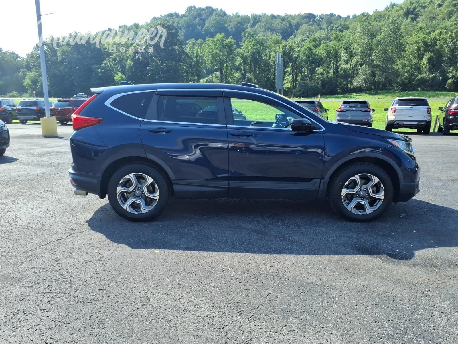Used 2018 Obsidian Blue Pearl Honda EX-L image 8