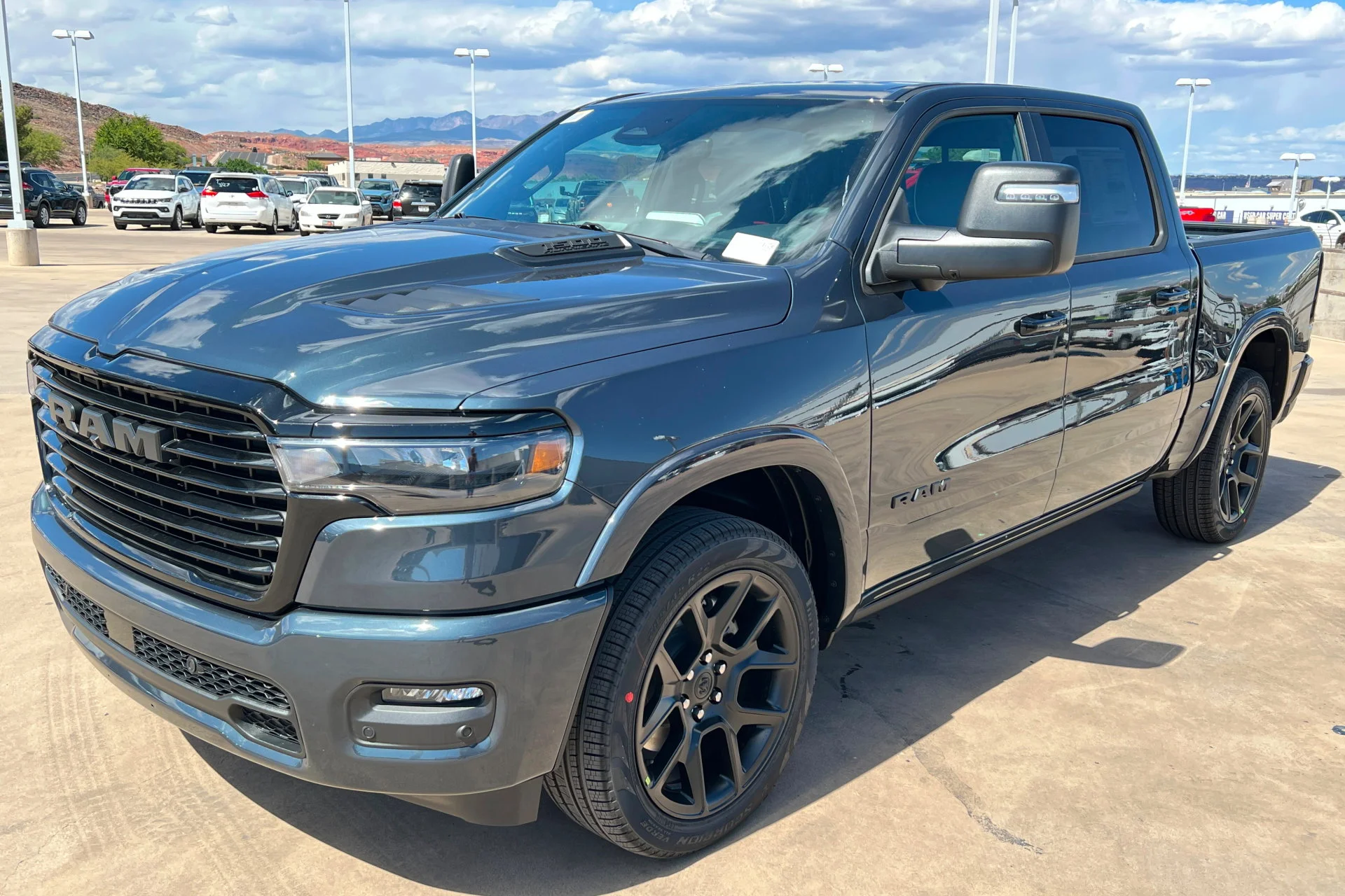 2026 RAM 1500 Laramie 4x4 Crew Cab 5'7's photo