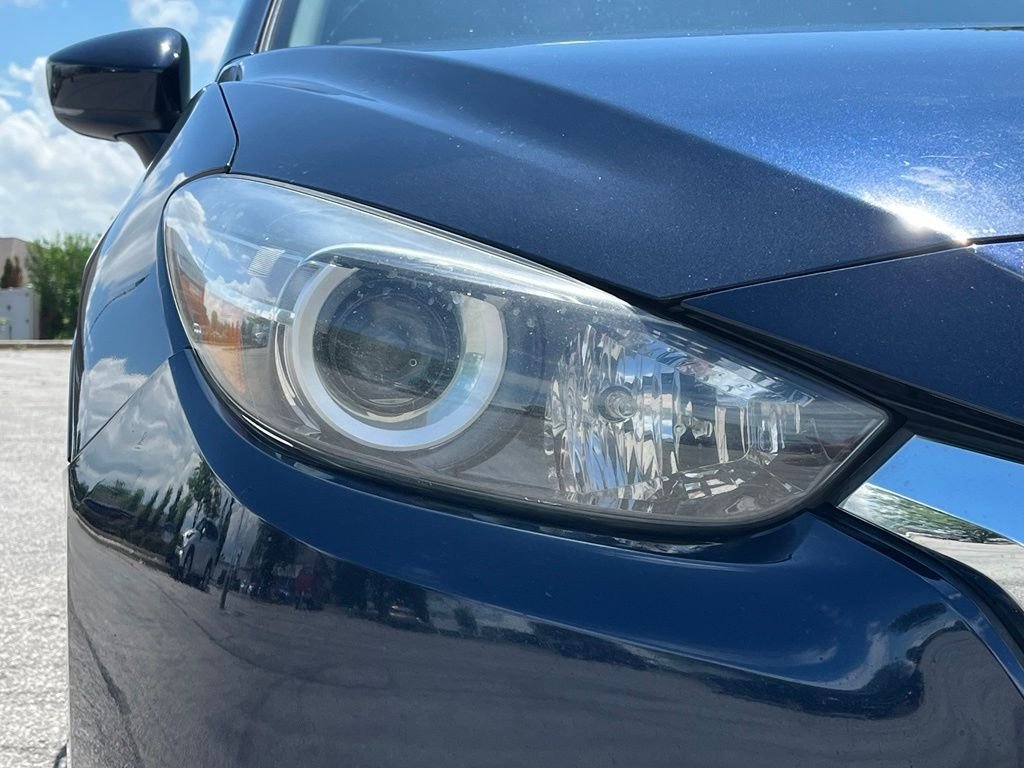 Used 2017 Blue Mazda Sport image 10