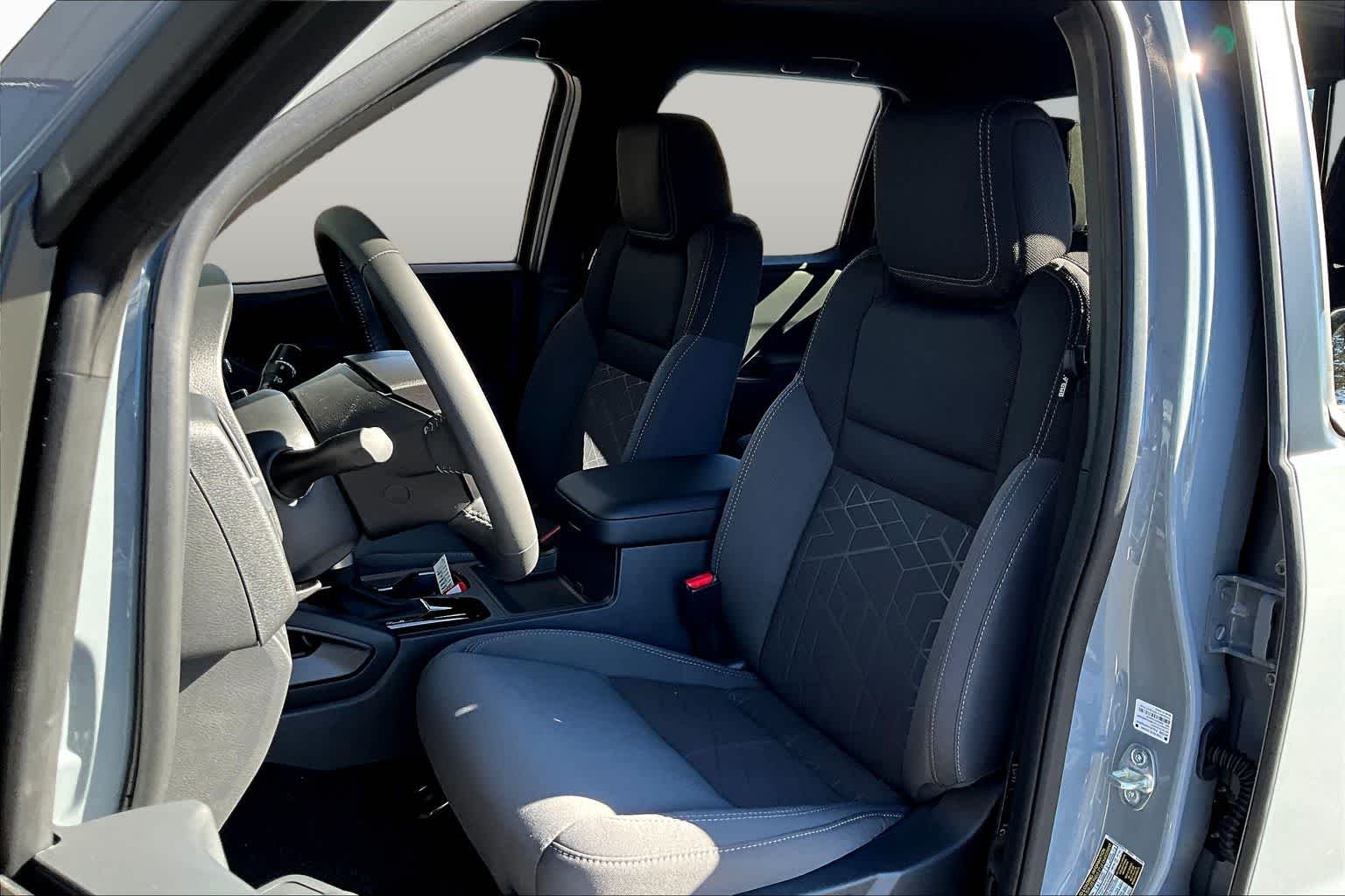 New 2026 Boulder Gray Pearl Nissan SV image 9