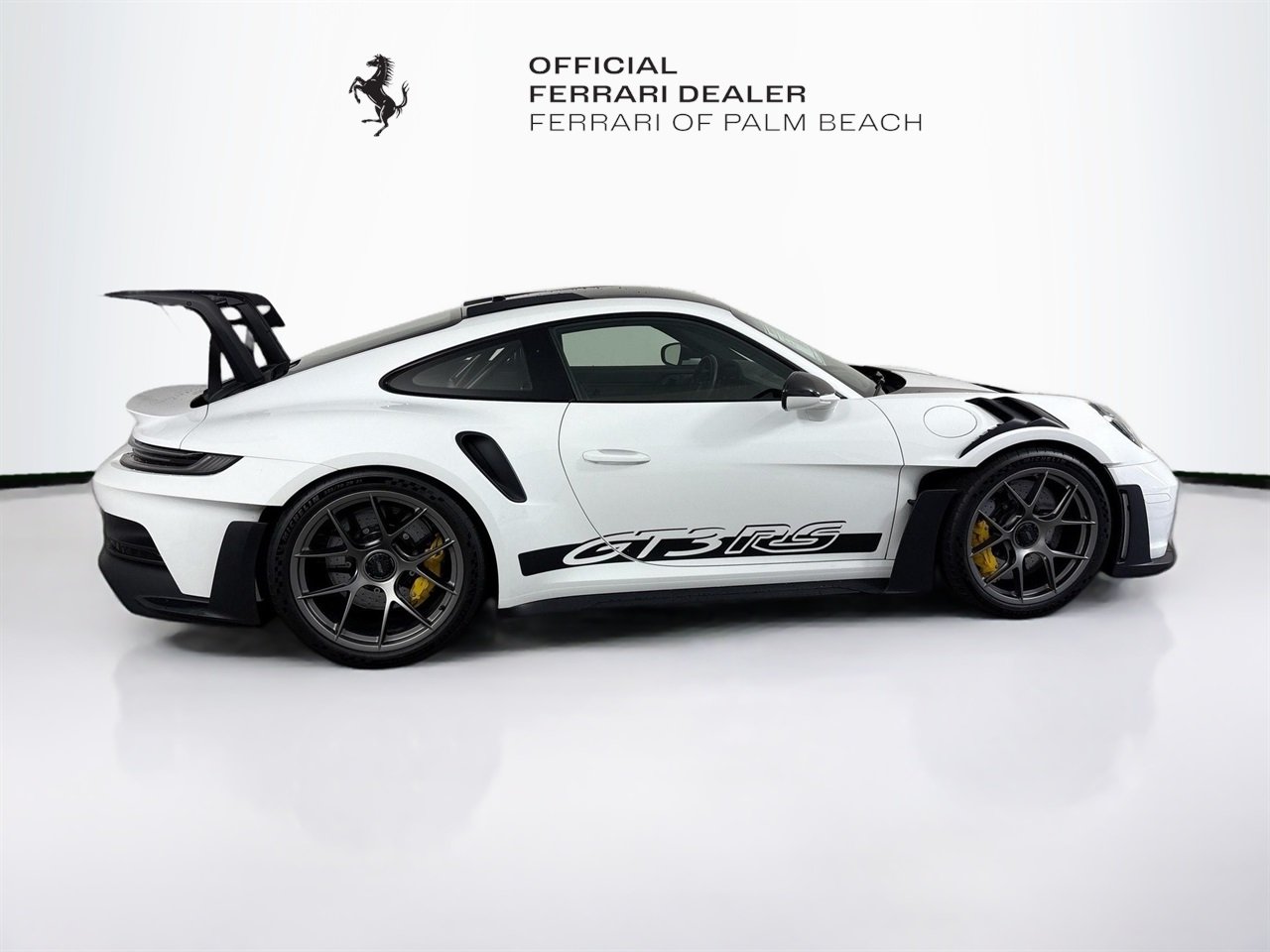 2024 Porsche 911 GT3 RS photo 2
