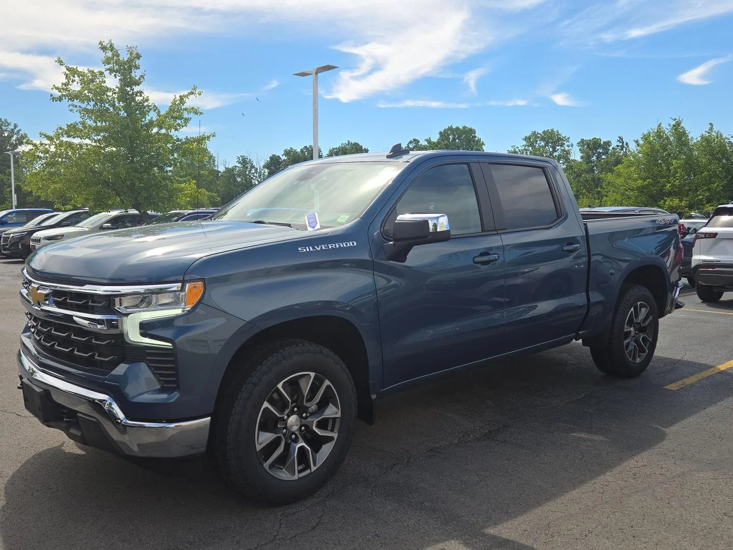 Used 2024 Lakeshore Blue Metallic Chevrolet LT image 5