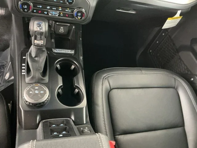 New 2026 Ruby Red Metallic Tinted Clearcoat Ford Outer Banks image 22